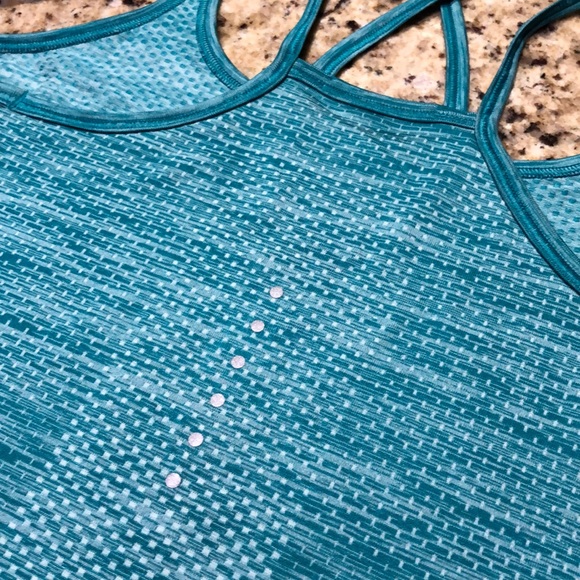 Nike Tank Top - Picture 8 of 10